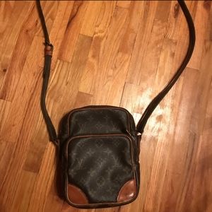 Louis Vuitton Crossbody Monogrammed Bag (small)
